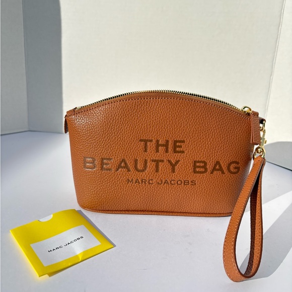 Marc Jacobs Handbags - Marc Jacobs Brown Beauty Bag